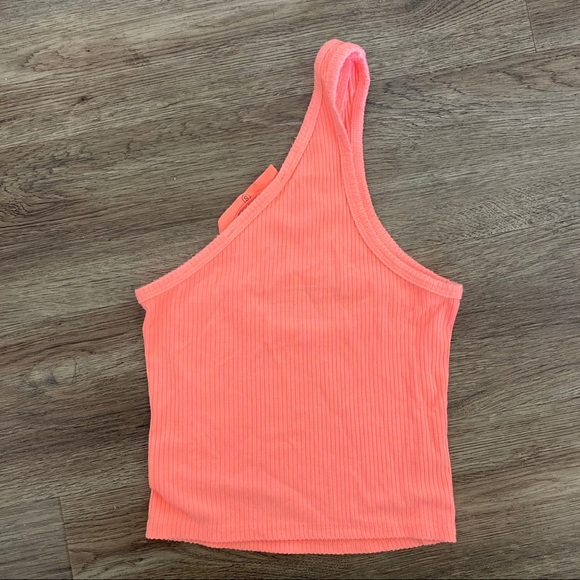 NWOT LF Stores One Shoulder Cut Out Crop Top - Picture 4 of 5
